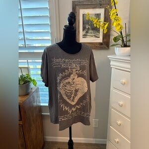 Magnolia Pearl
Faithful Heart Tee in Ozzy, OSFM